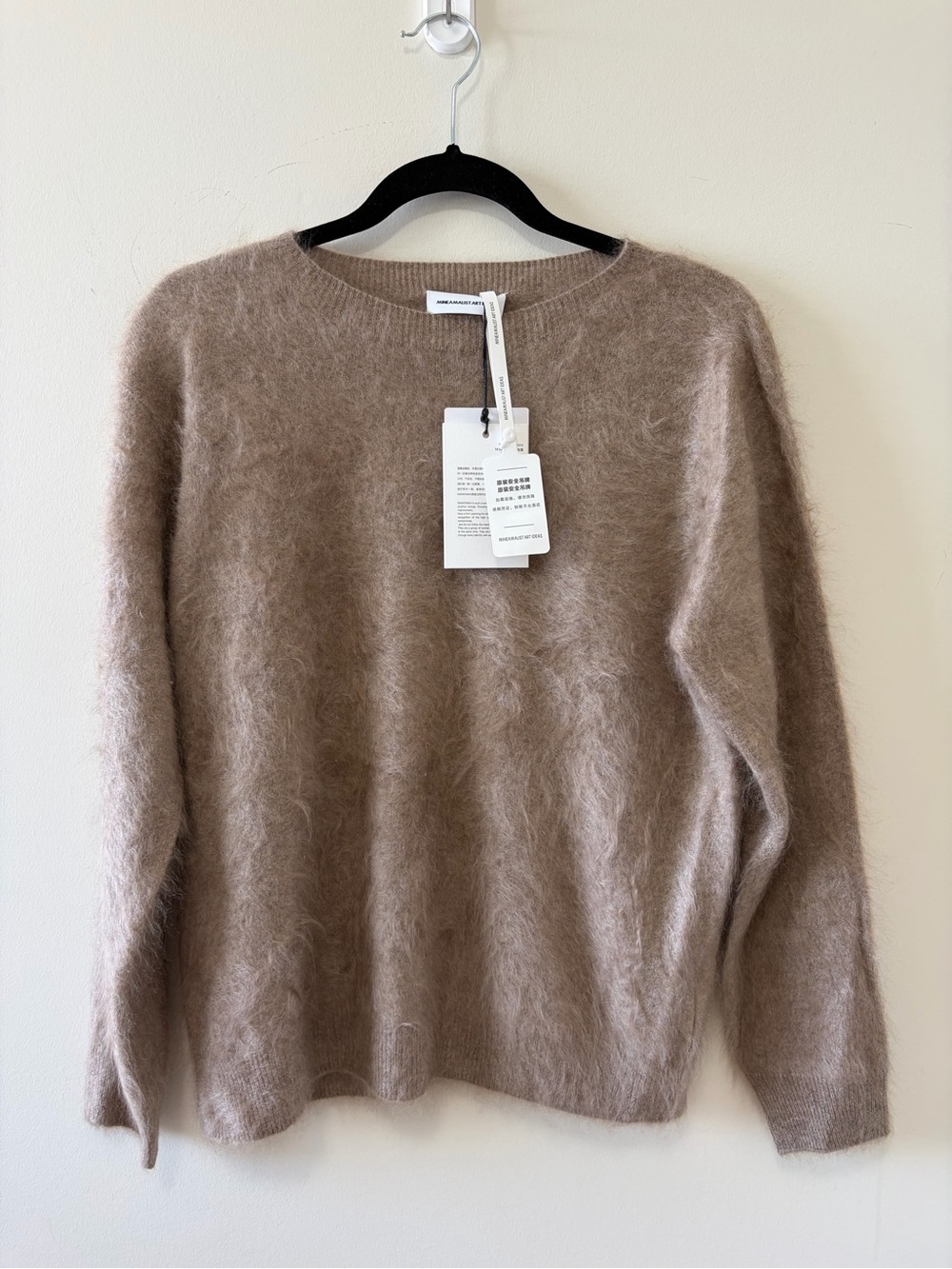 NWT MINEAMALIST ART IDEAS 100% Cashmere Taupe Fuzzy Crewneck Sweater Size M - Picture 3 of 10